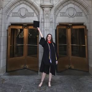 Meet your Posher, Laura